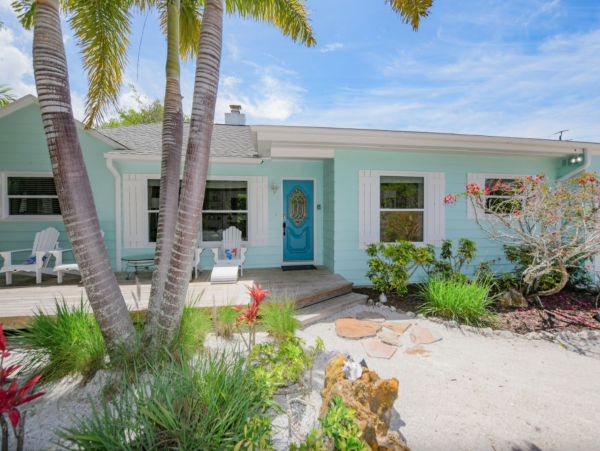 Three Bedroom Lido Key Vacation Home Sleeps Eight Guests